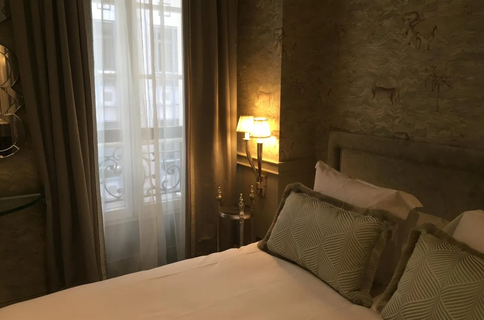 Hotel George Washington Paris
